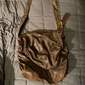 LEATHER SHOULDER BAG